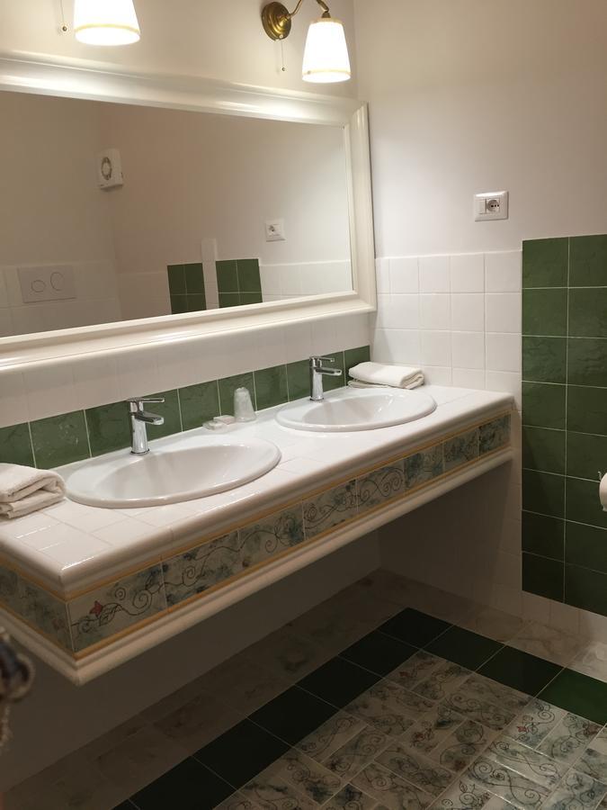 Via Roma 205 Panzió Rionero in Vulture Kültér fotó